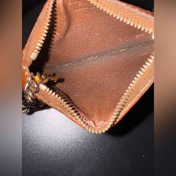 Burberry Zip pouch - Picture 8 of 10